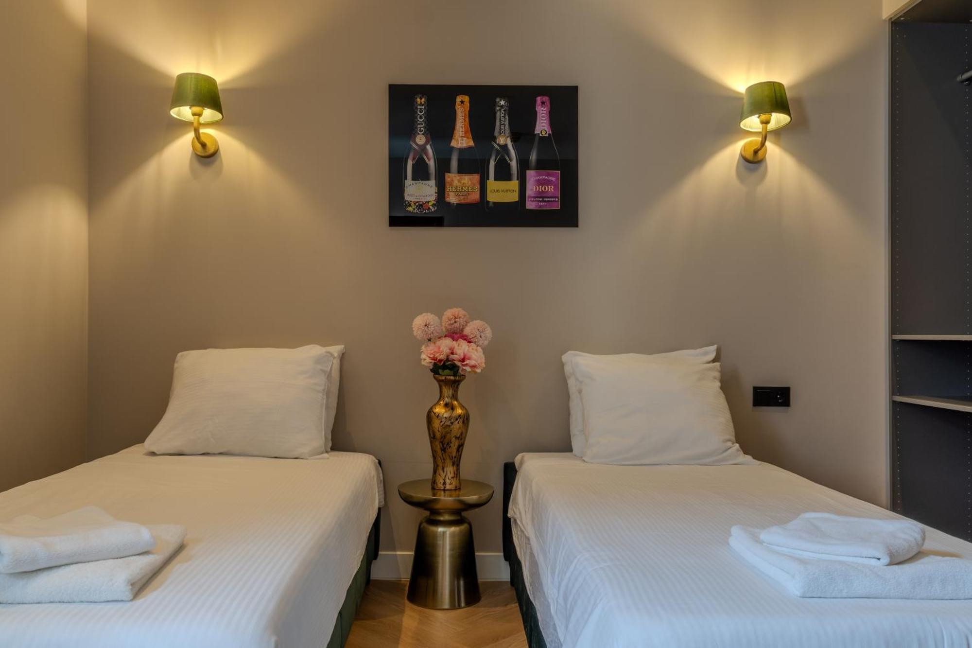 Hotel 83 Amsterdam Dış mekan fotoğraf